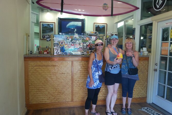 8-Hour Luxury Four Door Convertible Tour of Oahu's South and North Shores - Shark’s Cove, Pipeline, and North Shore surf