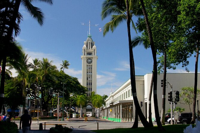 Afternoon Honolulu City Tour - King Kamehameha and Hawaii’s civic center