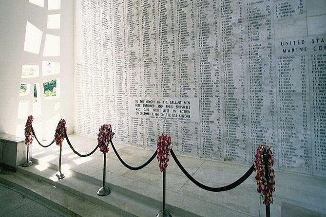 Arizona Memorial Pearl Harbor & Honolulu City Tour from Waikiki - The USS Arizona Memorial is quiet for a reason