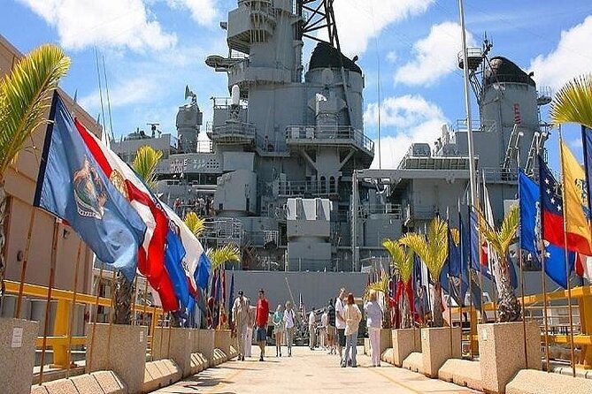 Battleships of WWII at Pearl Harbor from Waikiki - Why this Pearl Harbor tour works well from Waikiki