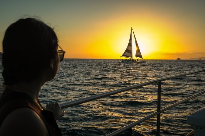 Best Waikiki Sunset Cruise:BYOB Sunset Sail with Swimming - What the crew adds to the experience