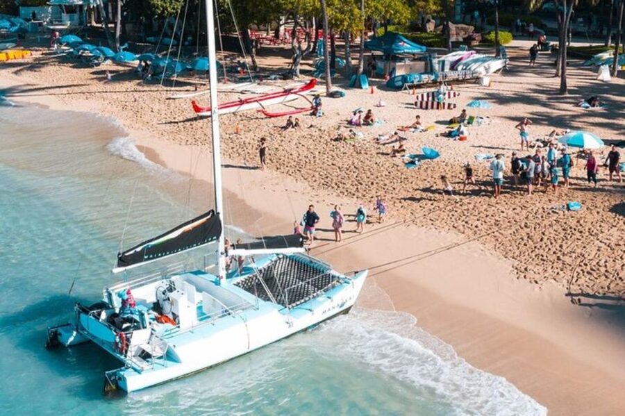 Board from Waikiki Beach: Scenic Sunset Sail on the Hāwea - Leaving Waikiki Beach aboard Hāwea