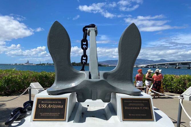 Deluxe Pearl Harbor, Arizona Memorial, and Visitor Center Tour - Boarding the Navy shuttle to USS Arizona
