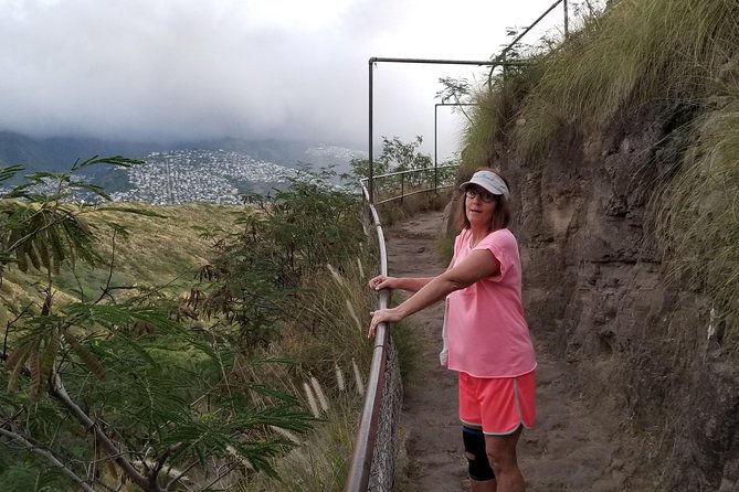 Diamond Head Crater - Tunnels, stairs, and the final climb