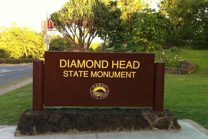 Diamond Head Hiking Tour with Ticket and Reservation Inclusion - Why Diamond Head is worth an early start