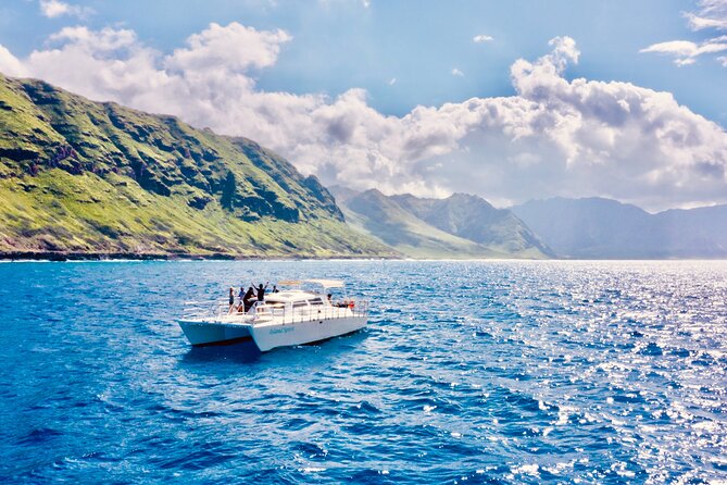 Dolphin Watching and Snorkeling on the West Coast of Oahu - Lunch, snacks, and the practical extras