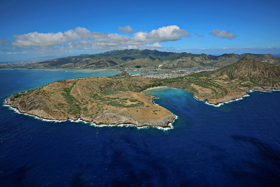 From Honolulu: Complete Oahu Island Helicopter Tour - Pearl Harbor and the USS Arizona from the Air