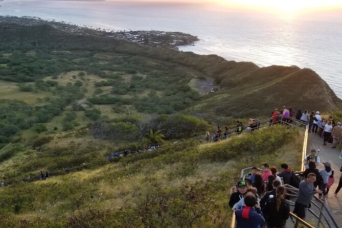Half-Day Hiking Tour to Diamond Head and Makapuu Lighthouse - Makapuu Lighthouse: paved walking with no shade