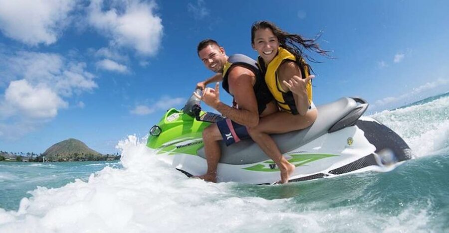 Hawaii Kai: Maunalua Bay Jet Ski Ride - A short jet ski session in Maunalua Bay