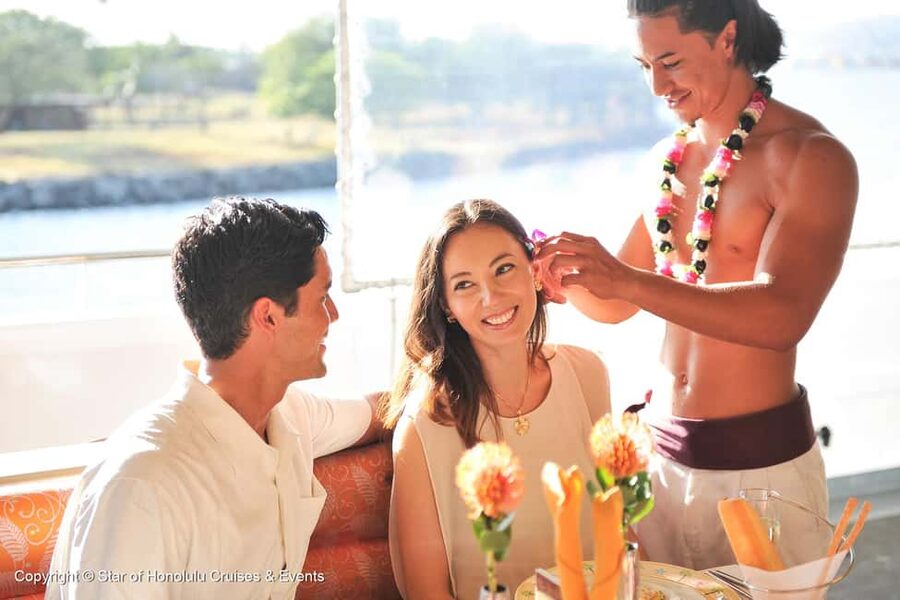 Honolulu: Sunset 5 Course Dinner Cruise with Entertainment - Setting Sail From Honolulu at Sunset