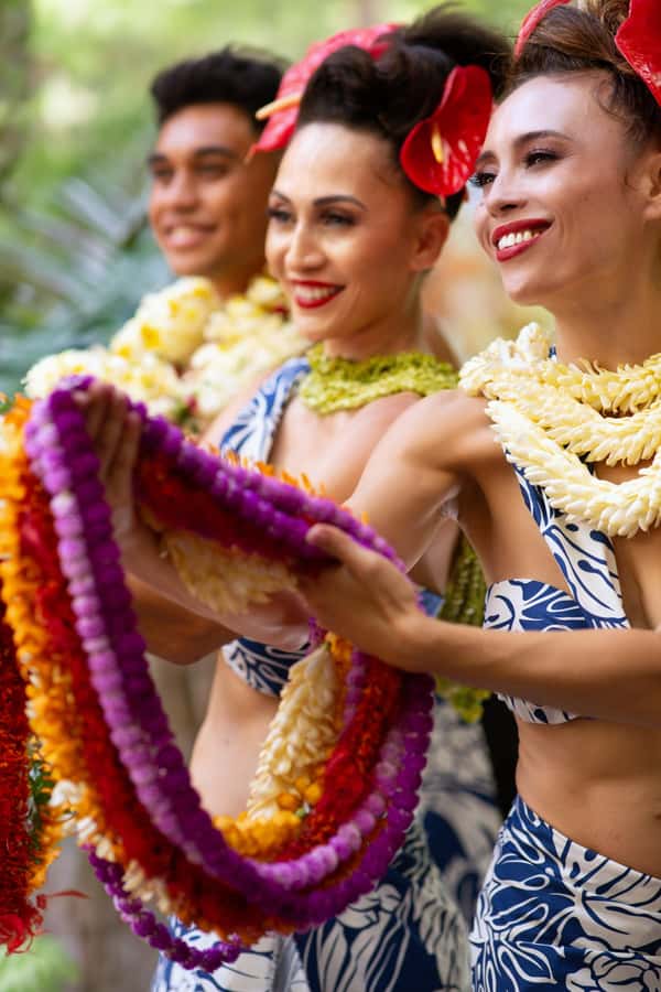 Oʻahu: Nā Lei Aloha Lūʻau & Dinner or Cocktail Show Option - Practical value at $93 per person