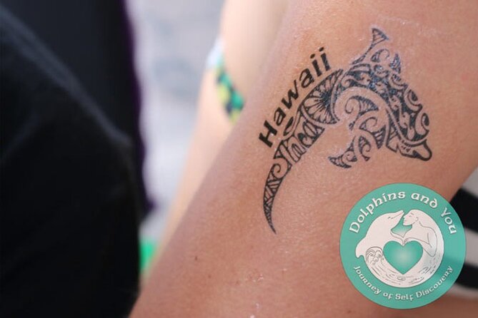 Oahu Dolphin and Snorkel Tour with Waikiki Pickup & Lunch - Lunch and Hawaiian culture onboard