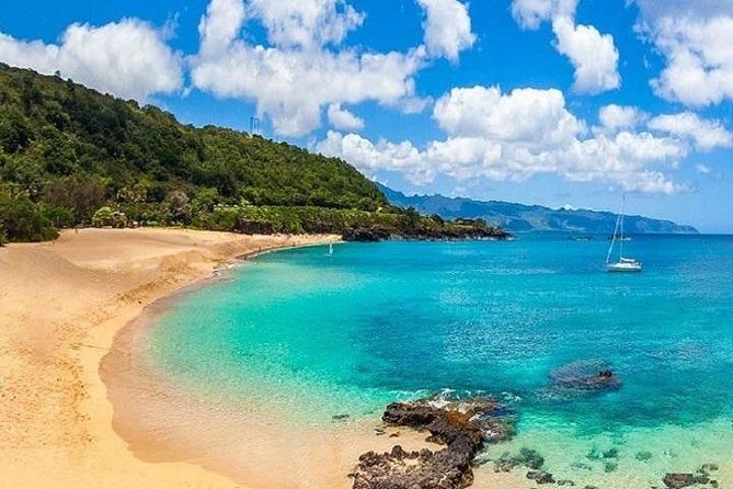 Oahu Grand Circle Island Experience from Waikiki - Kahuku shrimp and roadside food stops