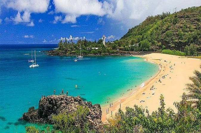 Oahu Grand Circle Island Tour Departing from Waikiki - Kualoa and Chinaman’s Hat