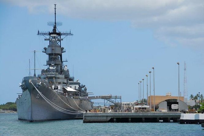 Oahu: Pearl Harbor USS Arizona Memorial - Why the USS Arizona Memorial matters
