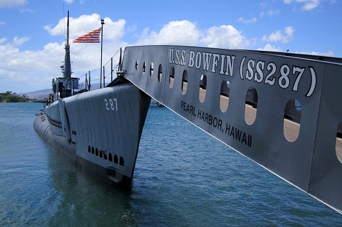 Oahu: Pearl Harbor USS Arizona Memorial & Battleship Missouri - Punchbowl adds a quieter Honolulu memorial