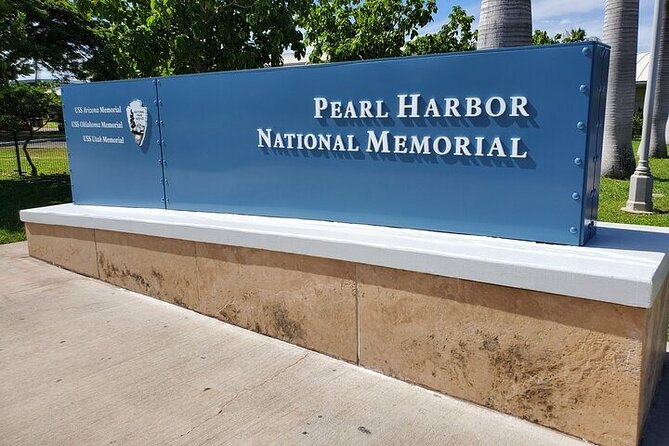 Oahu: Pearl Harbor USS Arizona Memorial Tour - The boat ride to the Arizona Memorial