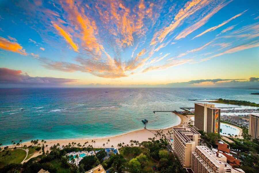Oahu: Private Transfer to/from Honolulu Airport - Waikiki - Finding the driver at Terminal 2