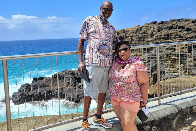 Oahu's Fun and Foodie Tour Groups of 5 or more Only! - Macadamia nuts at Tropical Farms