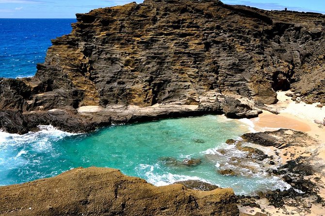 Oahu's Ultimate Tour: Dole, Turtle Snorkel, Pali Lookout & More - Diamond Head Lookout, not the crater hike