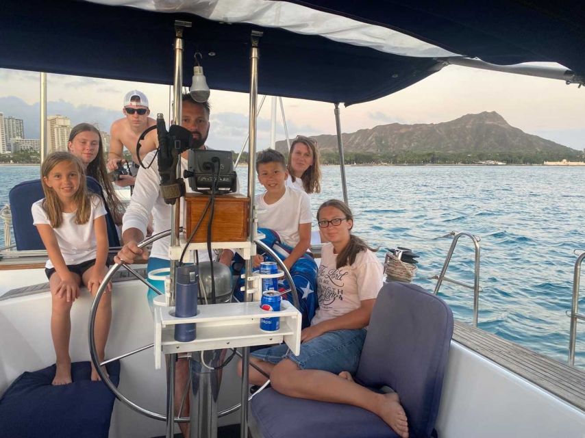 Oahu: Sunset sailing in small intimate groups - Weather can make or break the evening