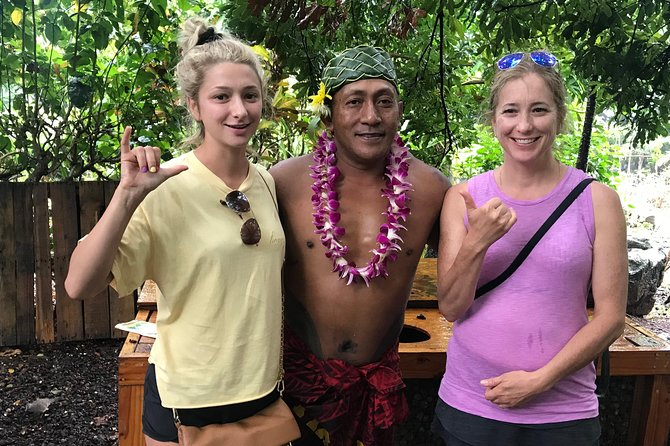 Oahu Ultimate Circle Island: 30 Spots, 10 Epic Stops - Waikiki’s Kaimana Beach finish