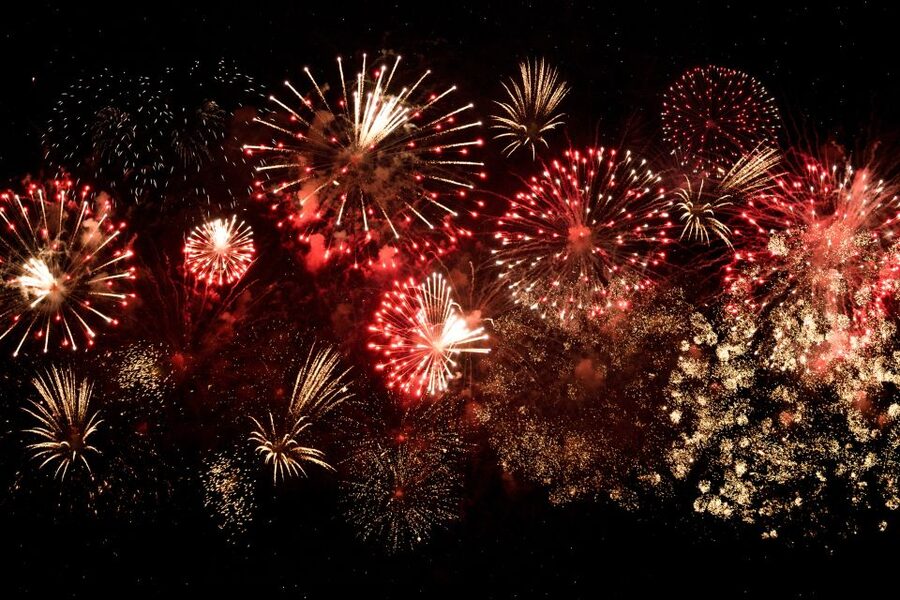 Oahu: Waikiki Fireworks Boat Cruise from Oahu - Waikiki Beach from offshore