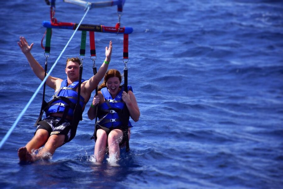 Oahu: Waikiki Parasailing - The boat ride and safety briefing