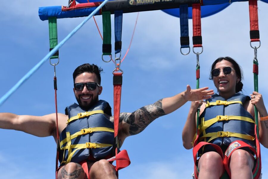 Oahu: Waikiki Parasailing - Wildlife, weather, and the best time of day