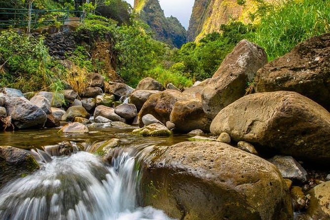 One Day Heavenly Hana Tour: Island Hopping from Oahu to Maui - Key points to know before you book