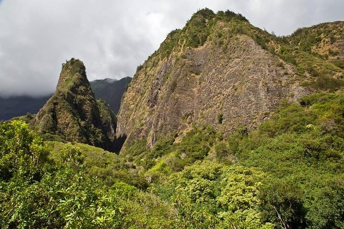 One Day Heavenly Hana Tour: Island Hopping from Oahu to Maui - Keanae Lookout and black lava coast