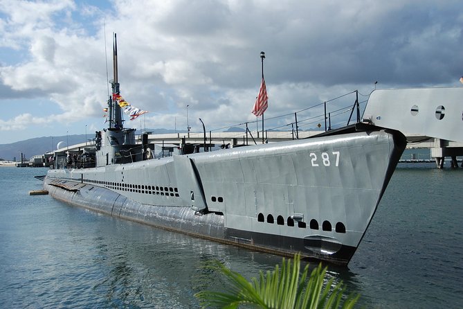 Pearl Harbor Arizona Memorial - Honolulu Tour - Submarine Access - Pearl Harbor first, Honolulu sights afterward