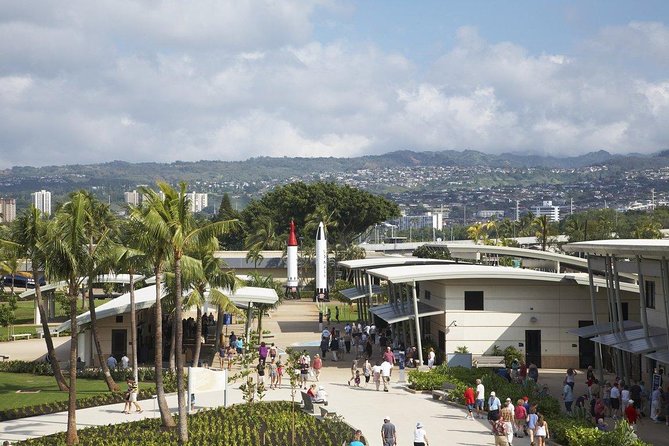 Pearl Harbor Arizona Memorial - Honolulu Tour - Submarine Access - USS Bowfin and the question of extra time