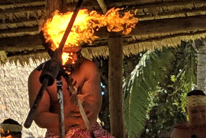 Pearl Harbor, Dole Plantation, Polynesian Center from Waikiki - Guides can make or break a packed schedule