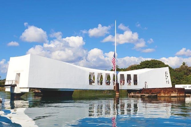 Pearl Harbor, USS Arizona and Honolulu City Tour - Who should book this tour