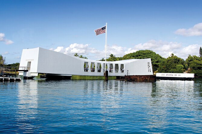 Pearl Harbor, USS Arizona Memorial & Honolulu City Tour - What happens at the Pearl Harbor Visitor Center