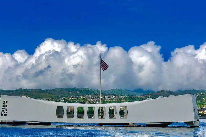 Pearl Harbor USS Arizona Memorial "Private" - Why the private format changes the Pearl Harbor visit
