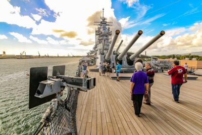 USS Arizona Memorial & USS Missouri Battleship Tour from Waikiki