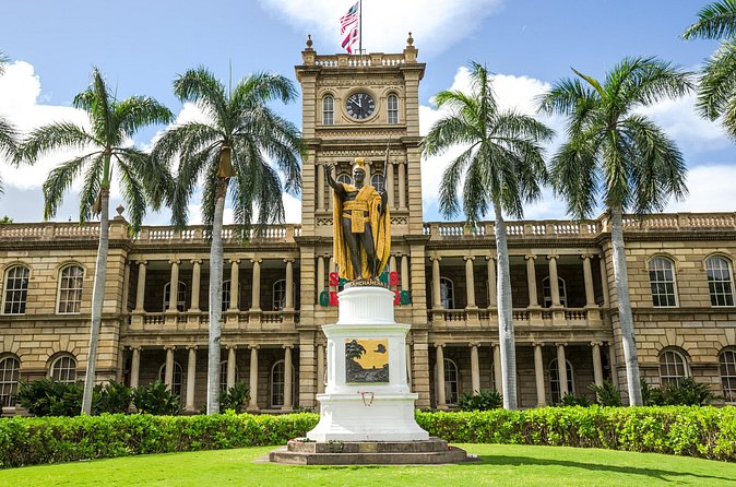 Pearl Harbor with USS Arizona and Hawaiian Kingdom History Tour - The guide can make or break the day