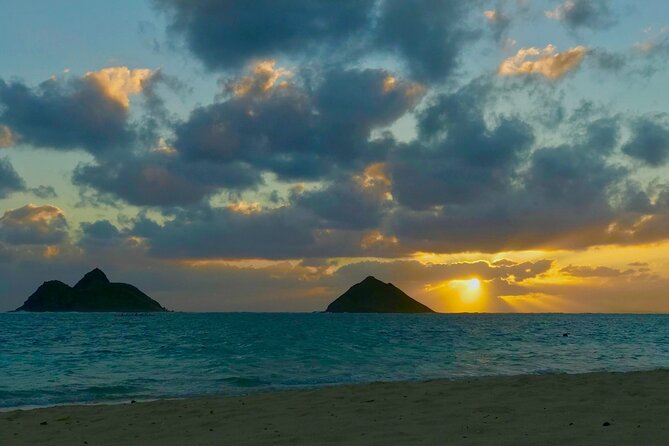 Private Customizable Grand Circle Island Tour of Oahu - Food stops give the day its local character