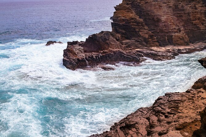 Private Half-Day Circle Island Highlights Tour in Oahu - Kualoa Regional Park and Chinaman’s Hat