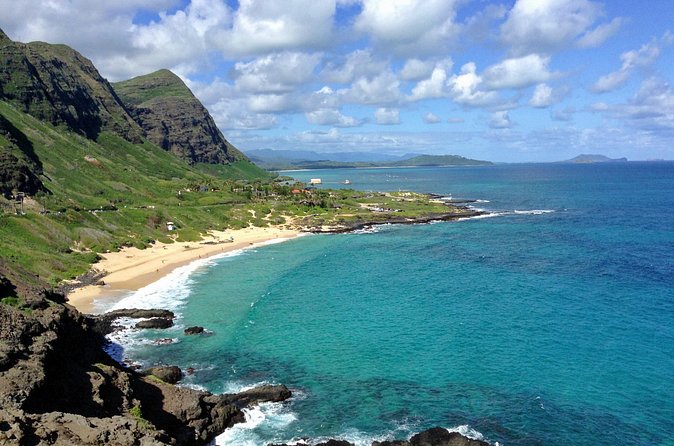 Private Oahu Van Tour - Kahuku shrimp and a local food stop