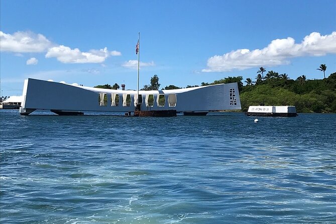 Private Pearl Harbor and Honolulu City Tour - Why the private vehicle changes the experience
