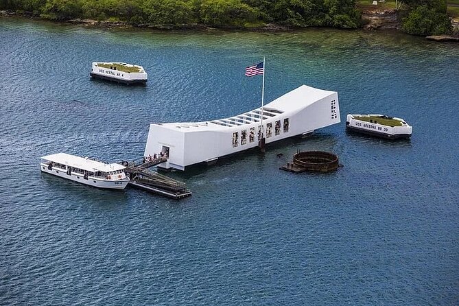 Private Pearl Harbor USS Arizona Memorial - A short stop for snacks and souvenirs