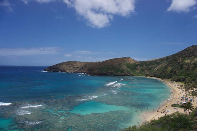 Private Tour Oahu - up to 6 passengers - Customizable - Waikiki, Diamond Head, and Oahu’s southeast coast