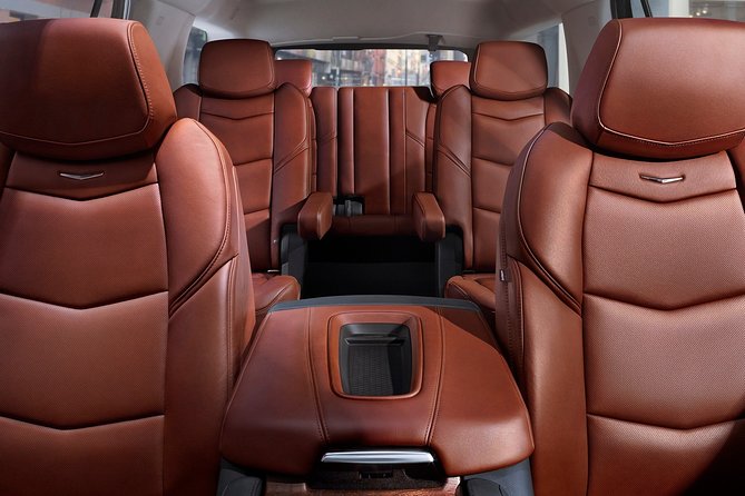 Private Transfer: Honolulu Airport HNL to Honolulu in Luxury SUV - Key details before you book