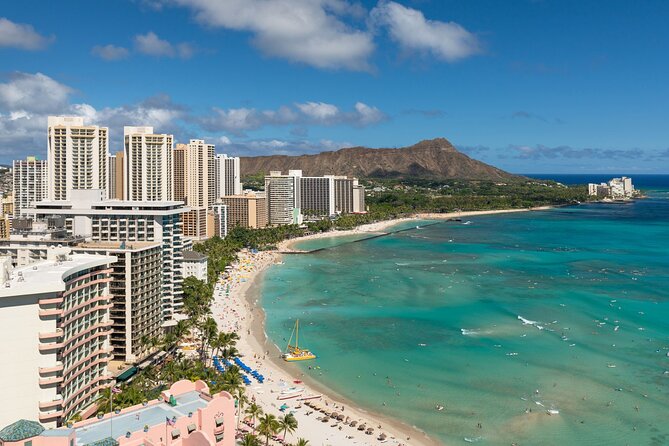 Private Transfer: Honolulu Airport HNL to Honolulu in Luxury SUV - Comfort, communication, and service style