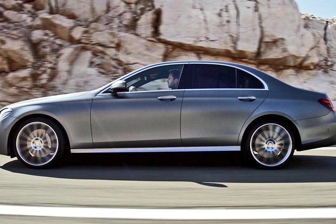 Private Transfer Honolulu Airport HNL to Waikiki by Sedan - Luggage limits you should take seriously