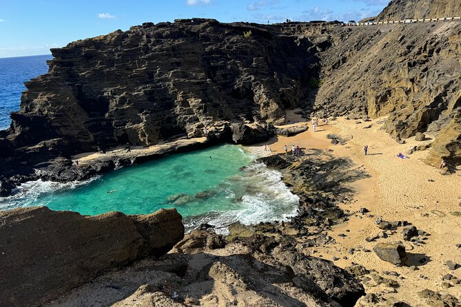 Scenic half day Circle Island tour - Halona Blowhole is best when the sea is active