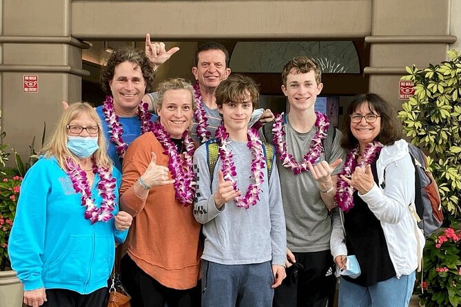 Shared Arrival Transfer from Honolulu Airport to Waikiki Hotels - Finding the curb at Honolulu Airport